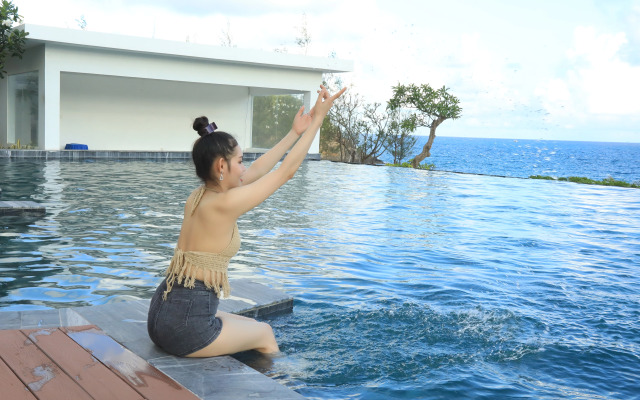 Отель Orson Hotel & Resort Con Dao