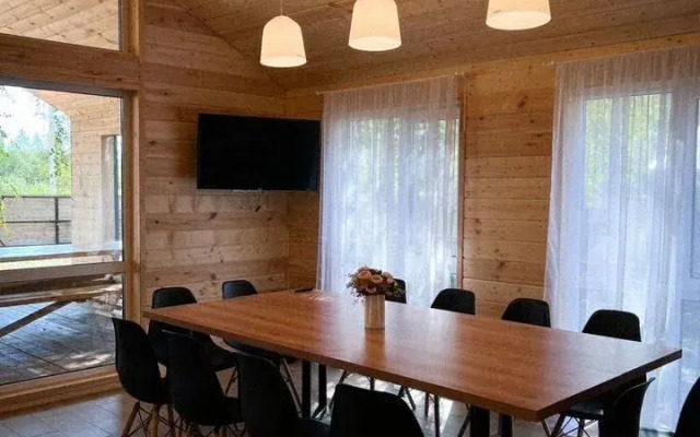 V Dntsn Zelyony Bor Na Lesnoy 4 Private house