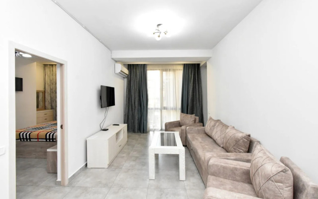 2-K v Novostroyke, Ulitsa Arama, Di412 Flat