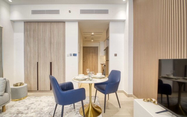 Welcome Home in Me Do Re Tower Apartments