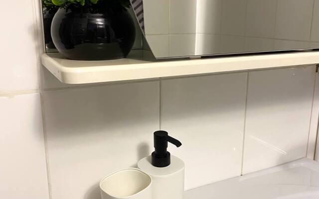 Квартира Малахова 164