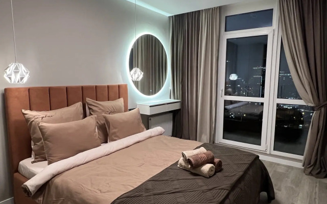Eksklyuzivnye na Sutki Apartment