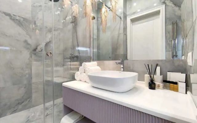 Studiya Komfort Morskoy Pereulok D 5 Apartments