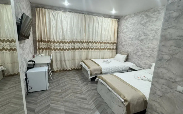 Ararat Hotel