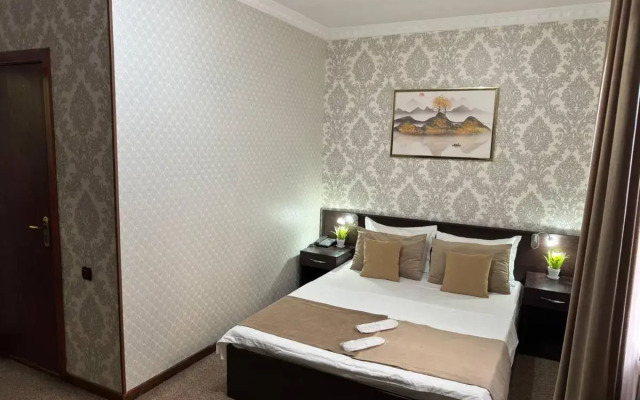 Hotel Arda Palace