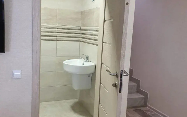 Semeyny Private House