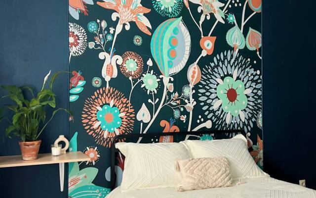 Апартаменты Тишина у Метро и Парка