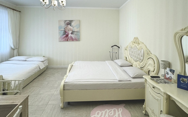 Lebediny Guest House
