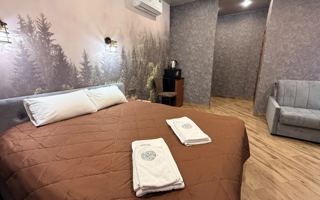 Апартаменты студия 12 Дворик Друзей