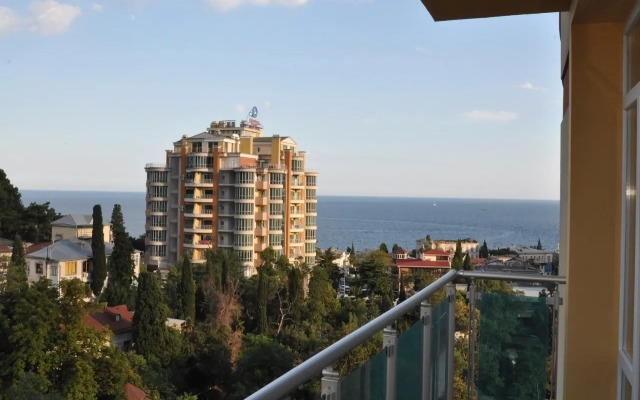 Na Ulitse Rudanskogo 8b Apartments