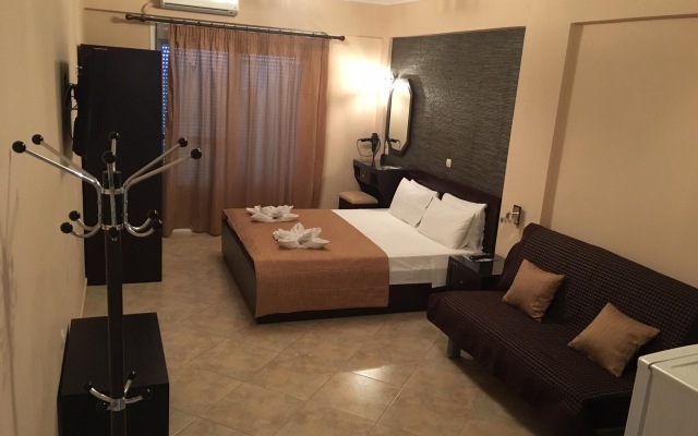 Studio Konstantinos Hotel