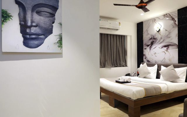 MyOtel - Santacruz Hotel