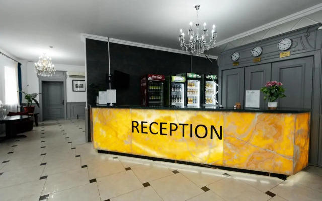 Hotel Alcazar