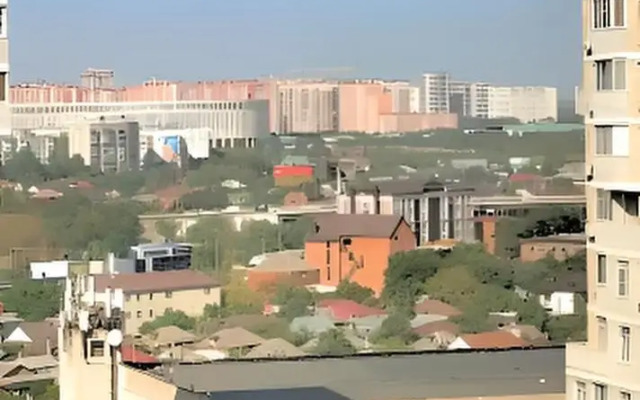 Квартира просторная евродвушка с тремя раздельными спальными местами рядом парк Галицкого