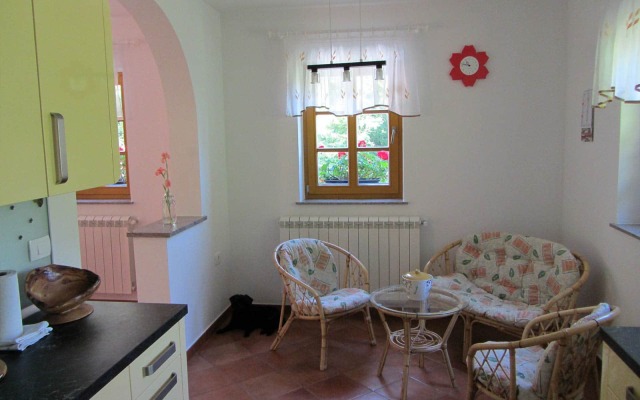 Holiday House By Hotenjka Guest House