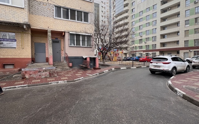 Квартира 2х комнатная на Народном Бульваре 77