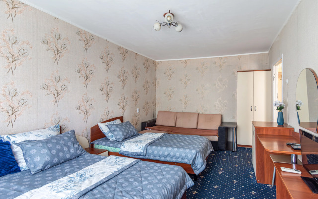 Na Ulitse Polevaya 45 Flat