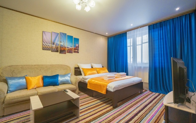 Апартаменты Пять Звёзд с видом на Обь