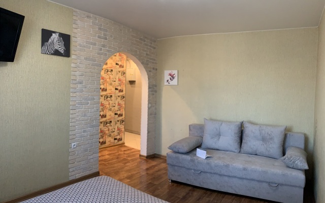 Apartamenty Kvartira V Tsentre Flat