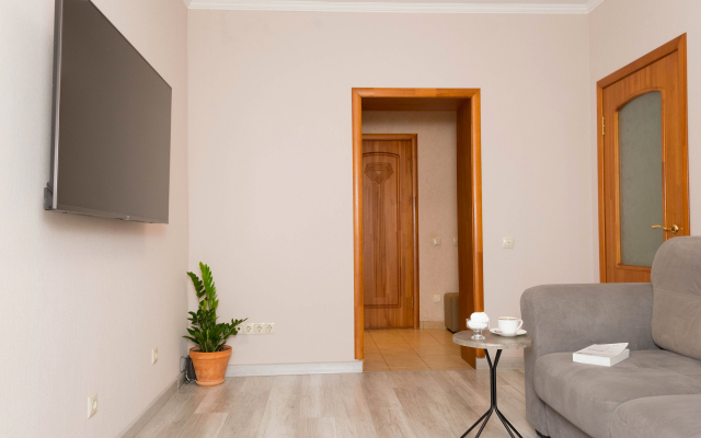 Квартира Двухкомнатная рядом с ТЦ Кристалл