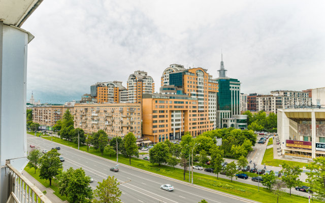 Na Frunzenskoj Apartments