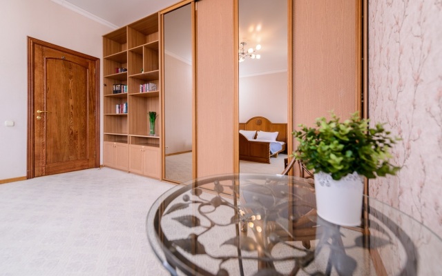 Na 5-m Voykovskom Apartments