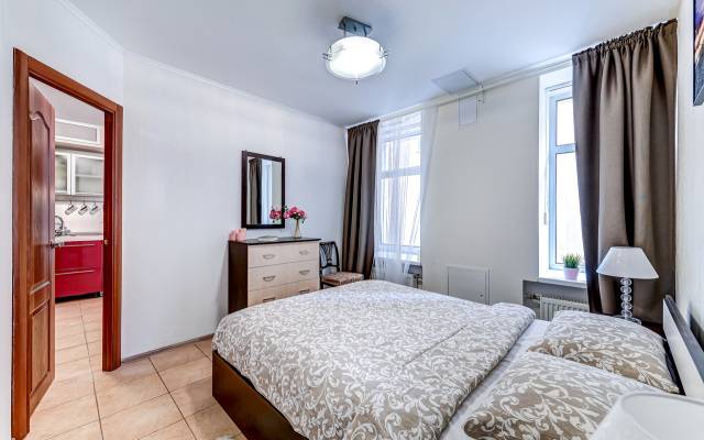 Апартаменты Art Square Apartment