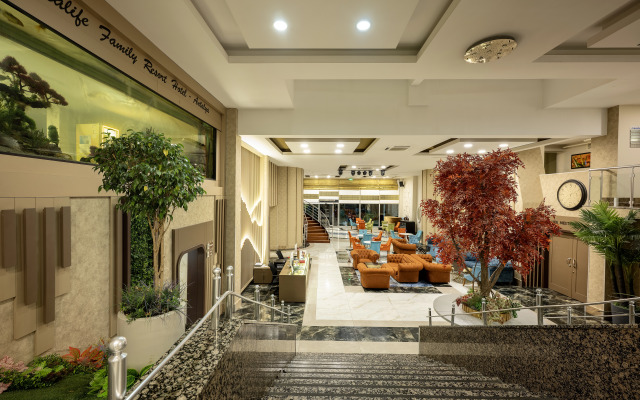 Sealife Family Resort Hotel