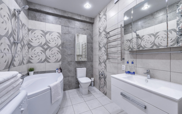 Апартаменты Admiral nearby Hilton 1