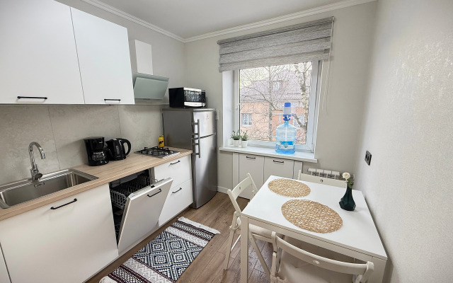 Апартаменты двухкомнатные на Пролетарской у Нижнего озера