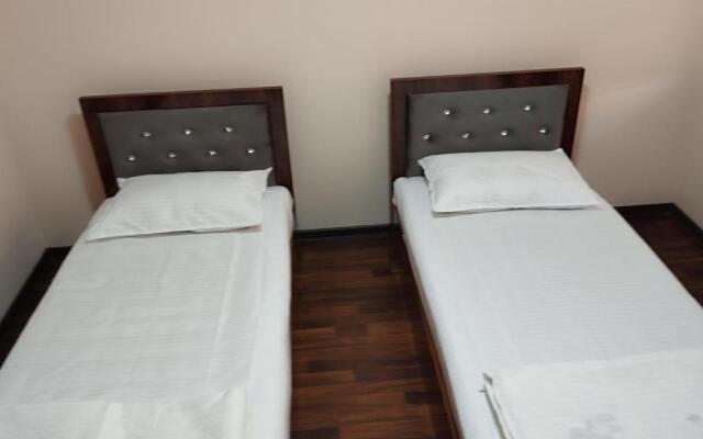 Raxmatjon Guest House