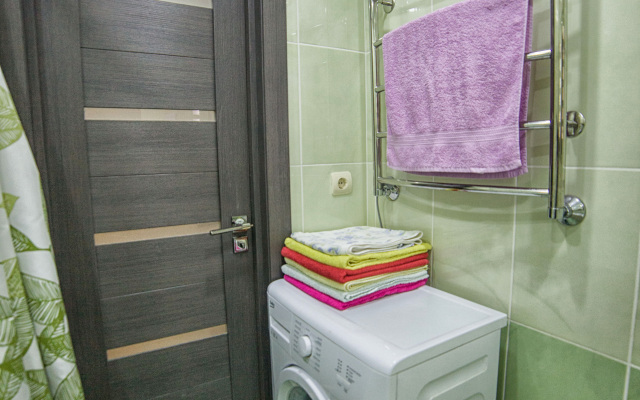 Matrosova 16 Apartment
