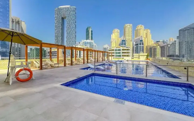 Prekrasnyye v Dubay Marina Apartment