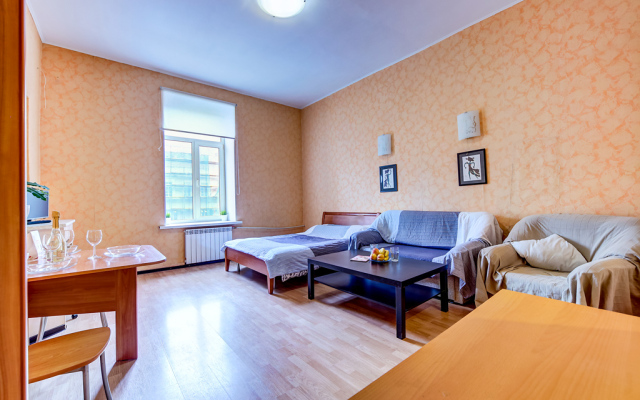 Longo Apartment Griboedova 9