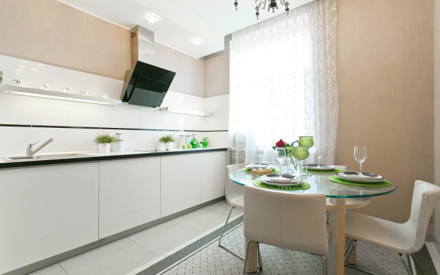 Prospekt Nezavisimosti 43 Apartment