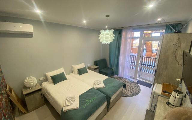Ecohouse Hotel