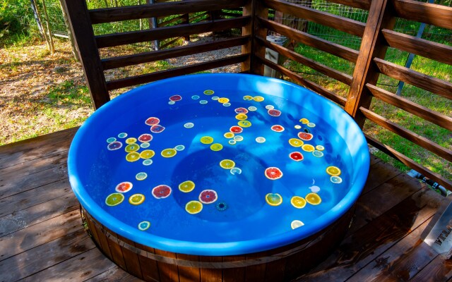 Na Krayu Sveta Glamping