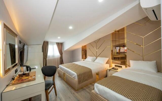 Luxury Airport Hotel by Zazzoni