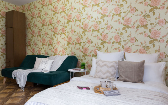 Апартаменты 2комнатные с балконом в мкр "Зеленый Бор"