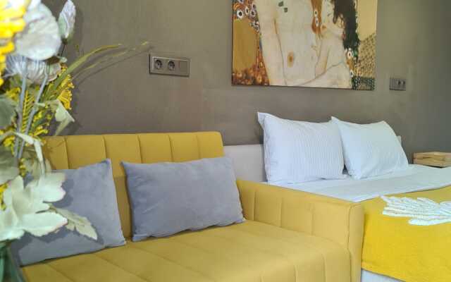 LANDRIN APART Na Lesnoj Apartments