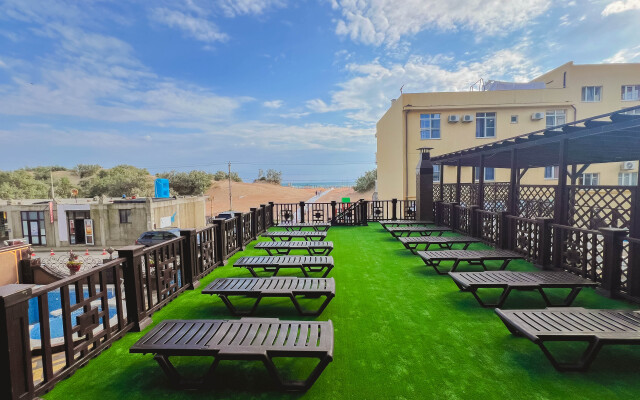 Ideal Hotel