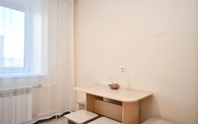 Na ulitse Shakhterov, 8 Flat