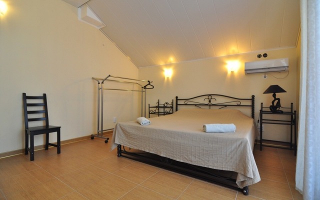 Vizit Guest House