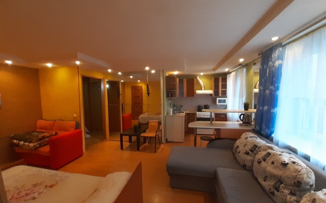 Апартаменты на Буркова 43