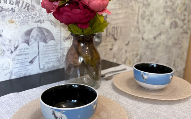 Апартаменты Красивая Двухкомнатная Квартира на 6 спальных мест