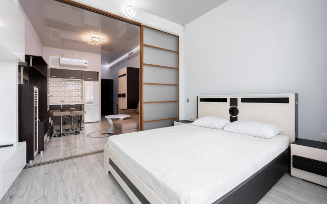 Апартаменты Студия с Просторной Террасой в ЖК Актер Гэлакси