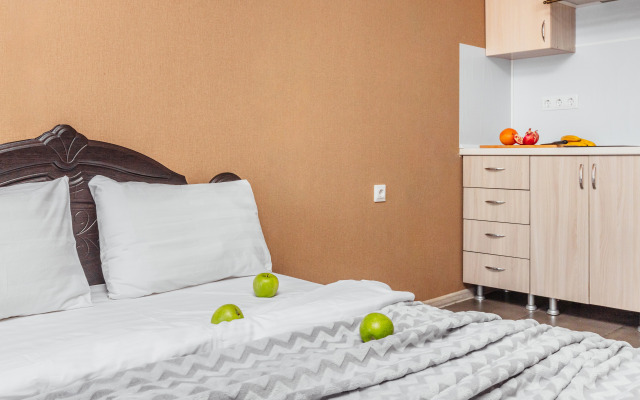 Na Ul Tsvetochnaya Ulitsa 15/21 Flat