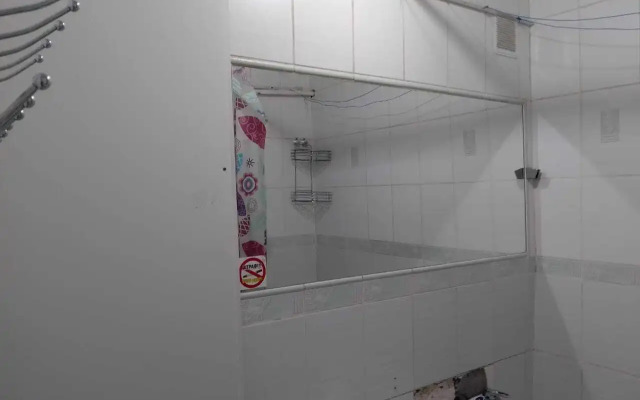 Na Leninskom Prospekte 24 Flat