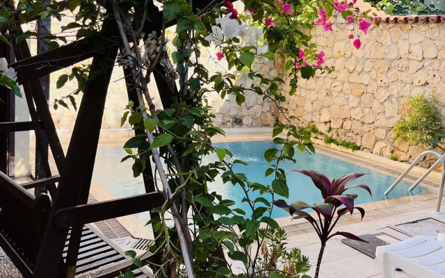 Kaleici Hotel