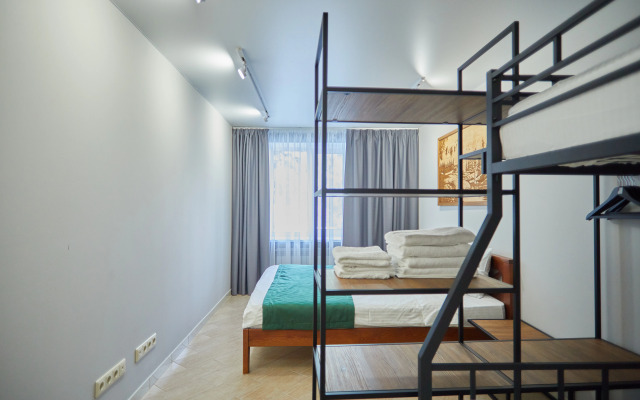 Na Dekabristov 10 Flat